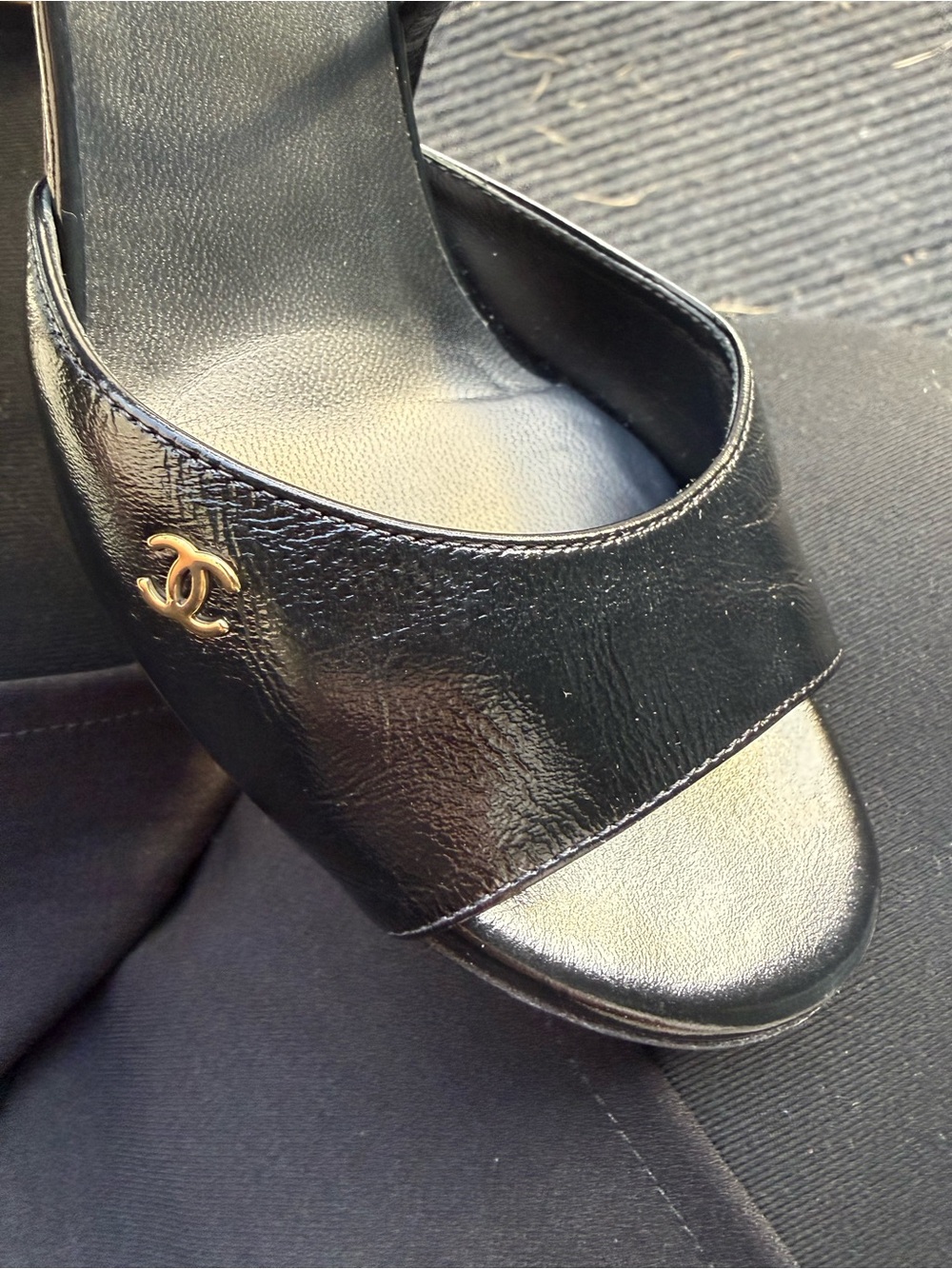 Chanel Black Leather Slingback Heel with Multicolor Chain Accent - Picture 4 of 4